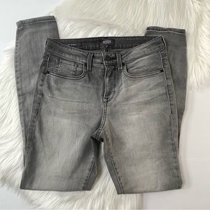 NYDJ Ami Skinny Jeans Faded Black/Gray  Denim Size 2 (See Meas) 28” Waist